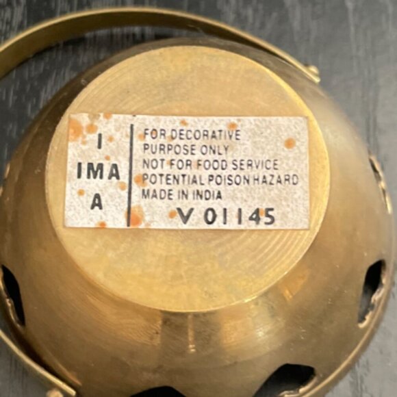 Tiny Brass Basket With Hearts - Picture 4 of 5